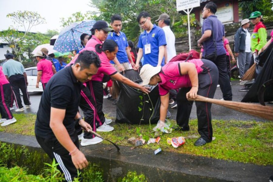 podiumnews.com-Konsisten Kelola Sampah dari Sumber, Desa Gulingan Berhasil Tekan Sampah Berserakan hingga 90 Persen