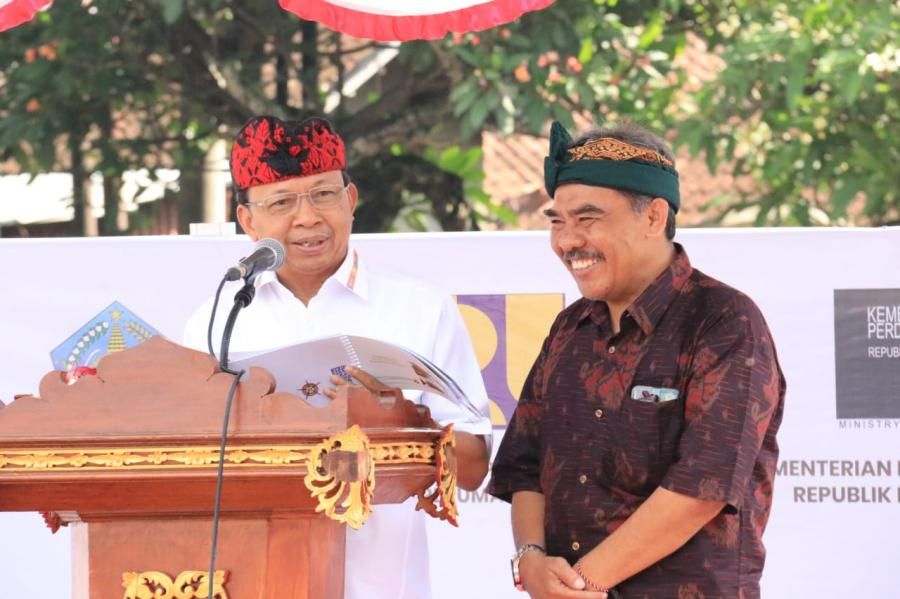 Peletakan Batu Pertama, Koster Ingin Pasar Sukawati Jadi Kekuatan Ekonomi Kerakyatan