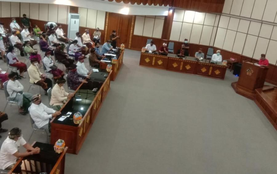 podiumnews.com-Kuatkan Satgas Gotong Royong di Denpasar, Gubernur Bali Gelontorkan Dana Rp10 Miliar