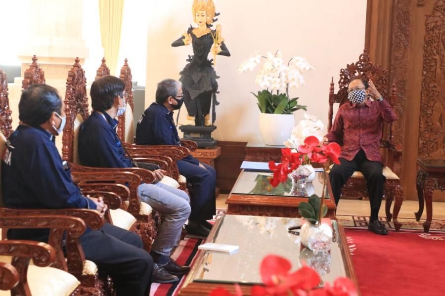podiumnews.com-Gubernur Koster Apresiasi Capaian Sensus Penduduk Online BPS Bali