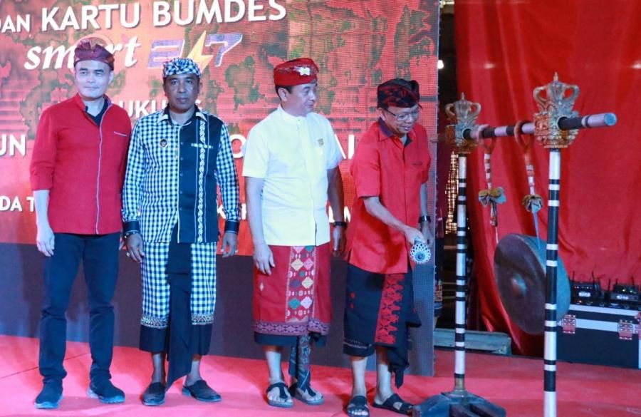 podiumnews.com-Menuju Bali Smart Island, Koster Sambut Baik Kartu Sm@rt247 Desa Duda Timur