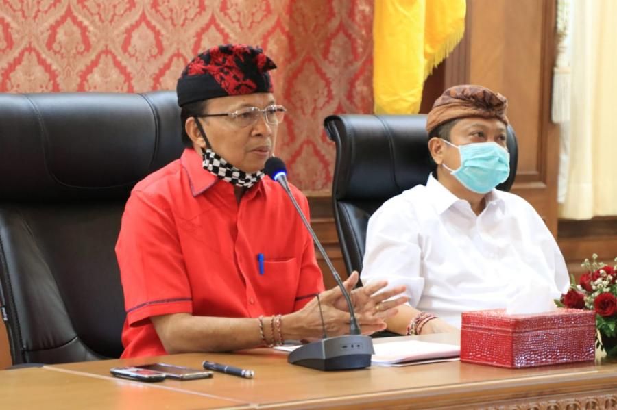 podiumnews.com-Gubernur Koster Bentuk Tim Kecil Atasi Lonjakan Covid-19 di Denpasar