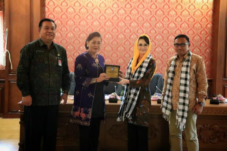 Ny. Arumi Dardak Sebut PKK Bali Banyak Miliki Program Inovatif