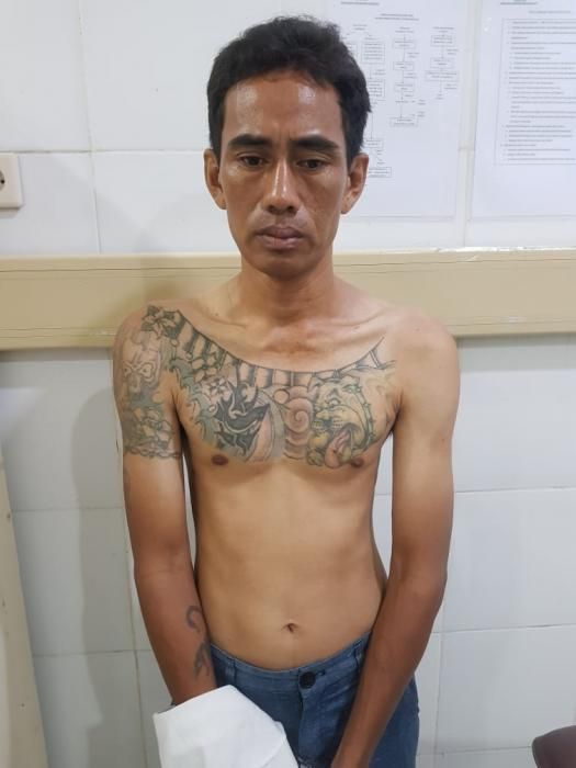 podiumnews.com-Maling Bertato Kalajengking ini Dipatok Ular Saat Beraksi