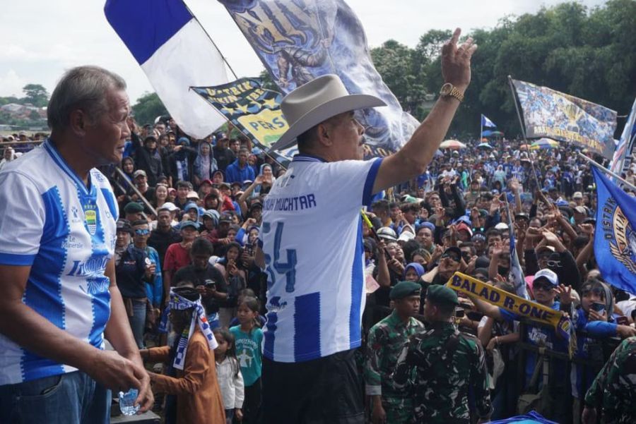 podiumnews.com-Manajer Persib Bandung Gelar Syukuran Juara
