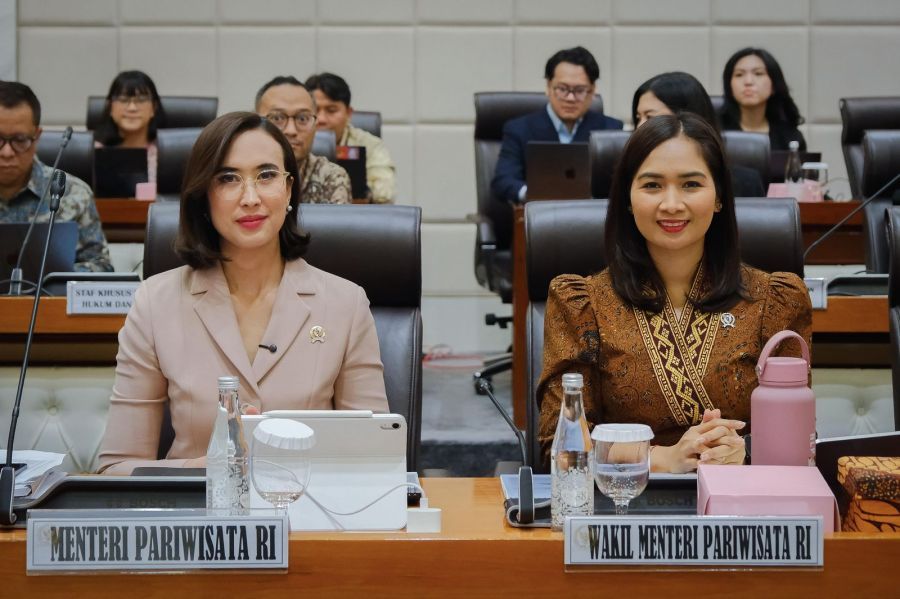 podiumnews.com-Menpar Sebut Kinerja Pariwisata 2025 Tumbuh Positif dan Lampaui Target