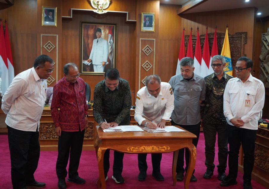 podiumnews.com-MenteriLH, Gubernur, Walikota, Bupati Deklarasikan Bali 100 Persen Pilah Sampah