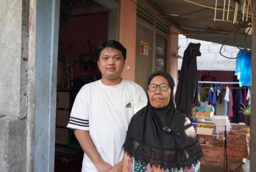 podiumnews.com-Mimpi Besar Anak Tukang Parkir
