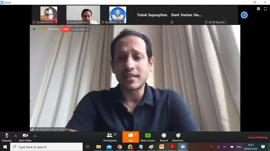 podiumnews.com-Juknis Baru BOS dan BOP Bayar Honor Guru Bukan ASN Ditengah Covid-19 