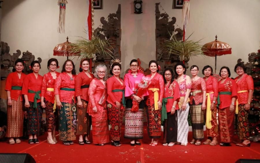 podiumnews.com-Ny. Putri Koster Ajak Wanita Terpuji Bersinergi Bersama Membangun Bali