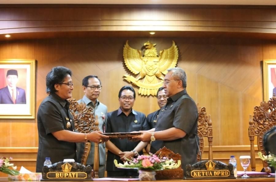 podiumnews.com-Paripurna Pandangan Umum Fraksi Apresiasi Keberpihakan Pemkab Badung Pada Masyarakat