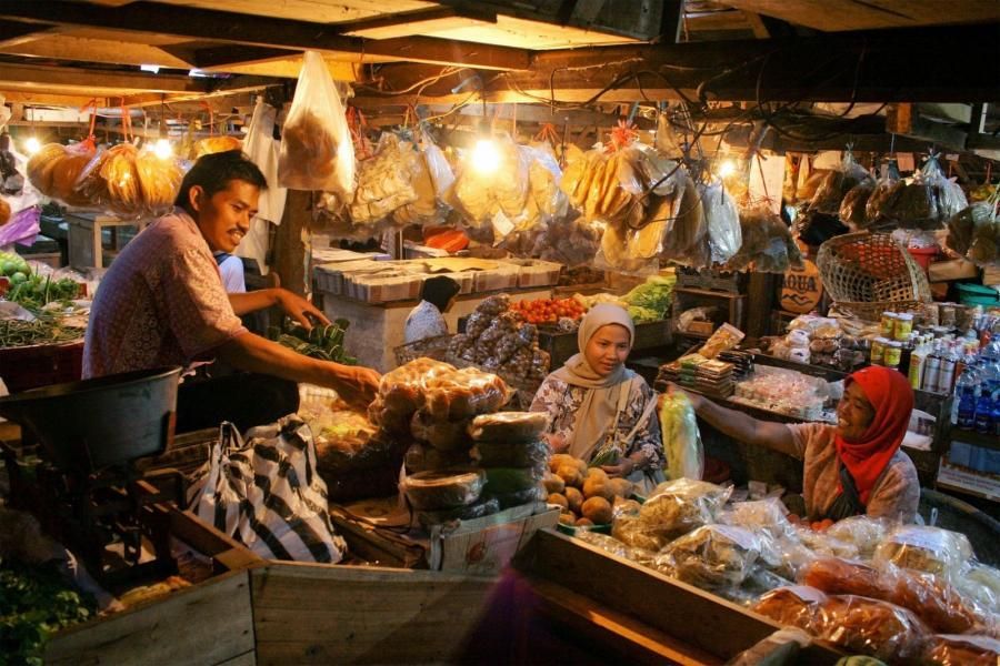 podiumnews.com-Survei BI Juni Indikasikan Keyakinan Konsumen Membaik