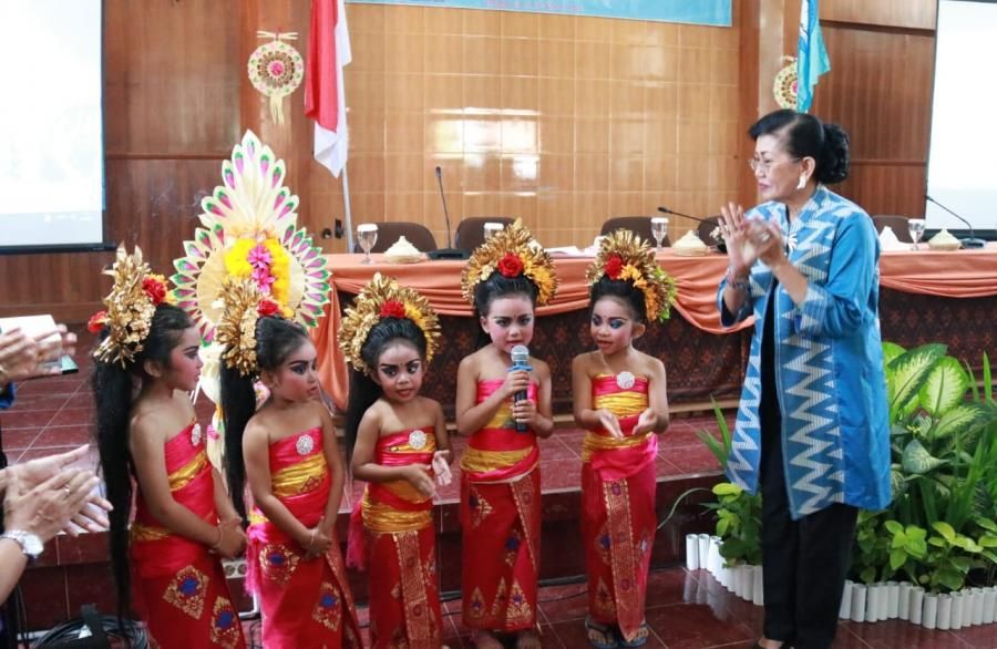 podiumnews.com-Ny Putri Koster Harap Mitigasi Bencana Sudah Diajarkan Sejak Usia Dini