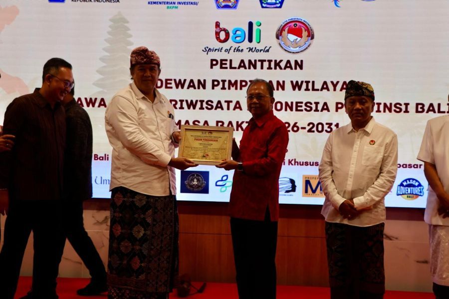 Gubernur Bali, Wayan Koster hadir dalam acara Pelantikan Pengurus Dewan Pimpinan Wilayah (DPW) Nawa Cita Pariwisata Indonesia (NCPI) Provinsi Bali, Masa Bakti 2026-2031 bertempat di Bali International Hospital, Kawasan Ekonomi Khusus (KEK), Sanur, Denpasar, Bali, Rabu (18/2/2026). (Foto/sukadana)