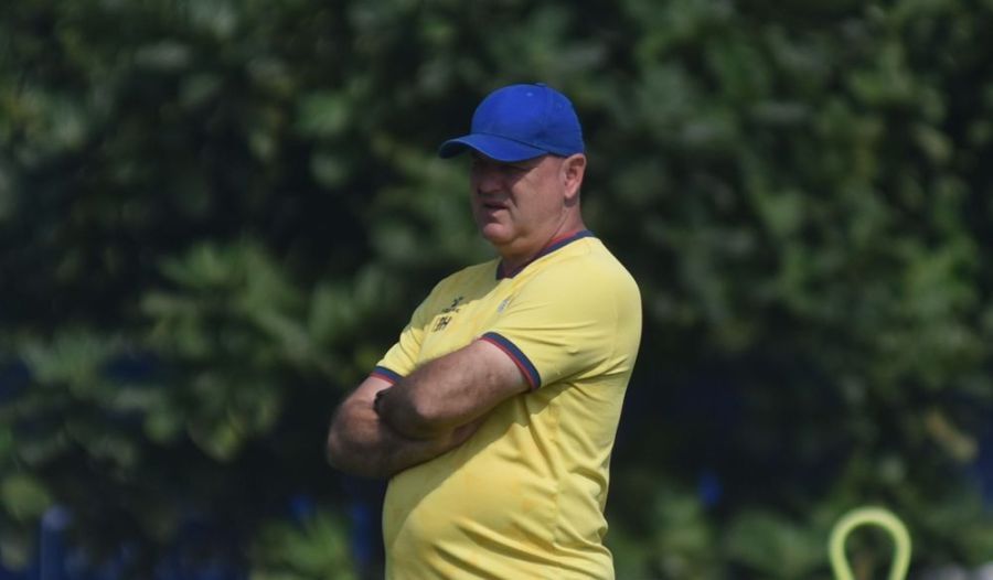 podiumnews.com-Pelatih Persib Sebut Motivasi Semen Padang Bisa 200 Persen