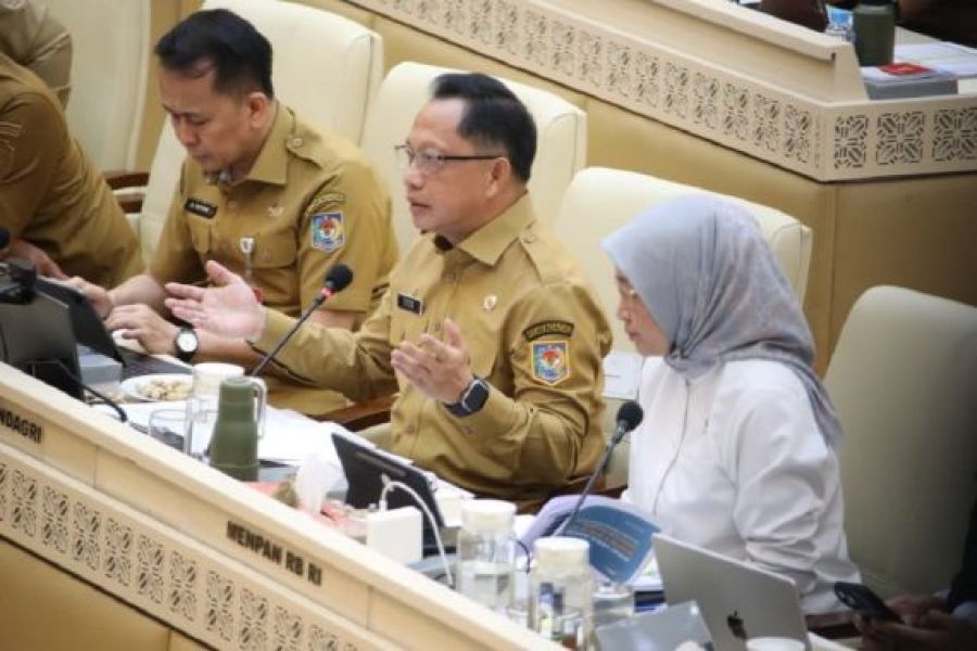 podiumnews.com-Pemerintah Alokasikan Rp18,9T Untuk Gaji PPPK di 546 Daerah