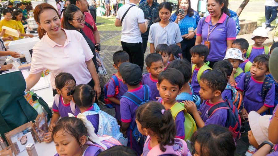 podiumnews.com-Pemkab Badung Gelar Jumat Ceria Bersama UMKM