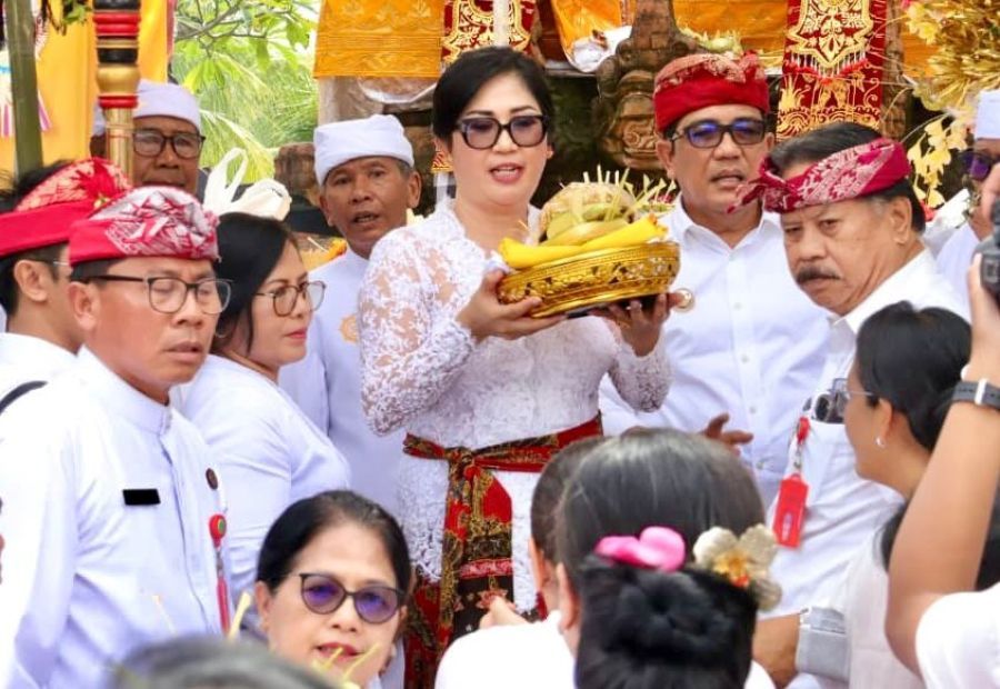 podiumnews.com-Pemkab Tabanan Gelar Upacara Ngemijiang Nugtugan Karya Ngenteg Linggih