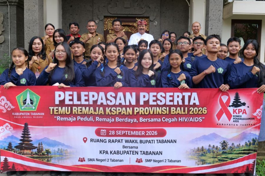 podiumnews.com-Pemkab Tabanan Lepas 20 Peserta KSPAN Tabanan Ikuti Muspa Bali 2026