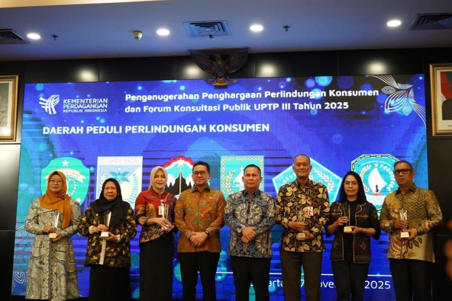 podiumnews.com-Pemprov Bali Raih Penghargaan Daerah Peduli Perlindungan Konsumen dari Kemendag