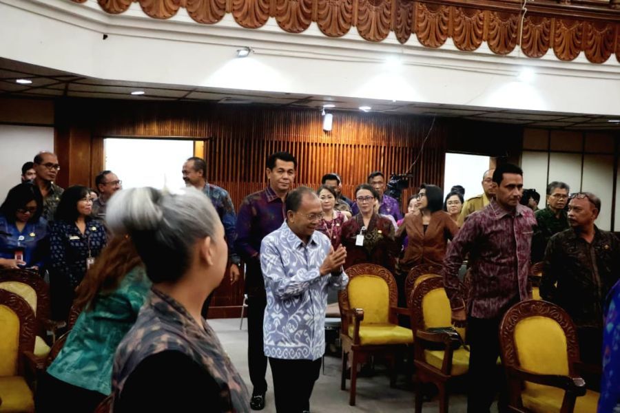 podiumnews.com-Pemprov Bali Suntik BPD Bali Rp145 Miliar