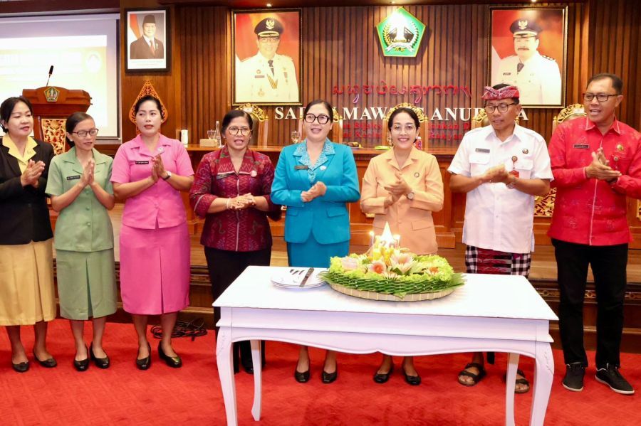 podiumnews.com-Penasihat DWP Tabanan Apresiasi Dedikasi dan Peran Strategis Perempuan