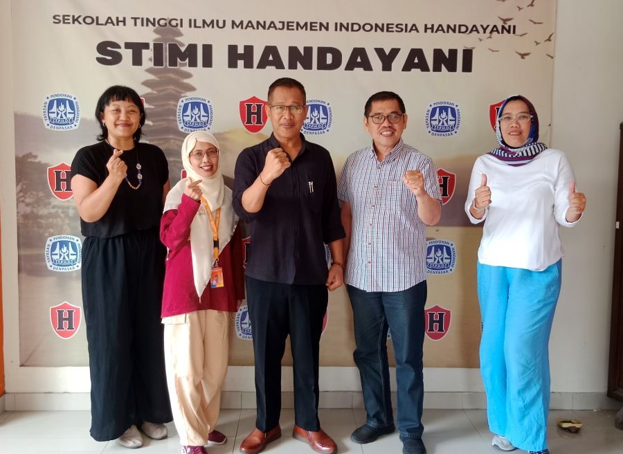 podiumnews.com-Pengurus IKA Unpad Bali Terbentuk Atas Dorongan Ketum Ferry