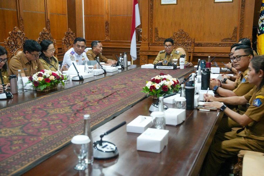 podiumnews.com-Percepat Infrastruktur, Bupati Badung Matangkan Pinjaman Daerah Bersama 3 Kementerian
