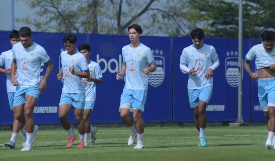 podiumnews.com-Persib Kembali Berlatih, Seluruh Pemain Dinyatakan Bugar