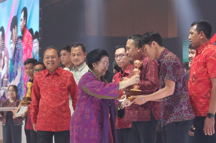 podiumnews.com-Presiden Ke-5 Megawati Soekarnoputri Hadiri Penutupan Bulan Bung Karno di Bali