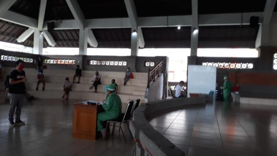 podiumnews.com-Badung Lakukan Rapid Test Terhadap Contact Tracing