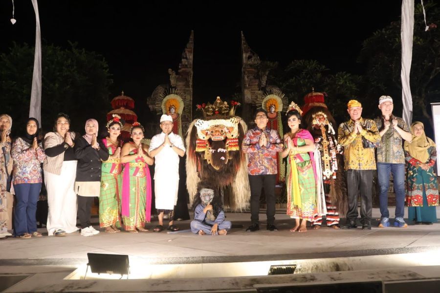 podiumnews.com-Ratusan Peserta Hadiri Rakernas ASBF, Gubernur Bali Harap Dongkrak UMKM