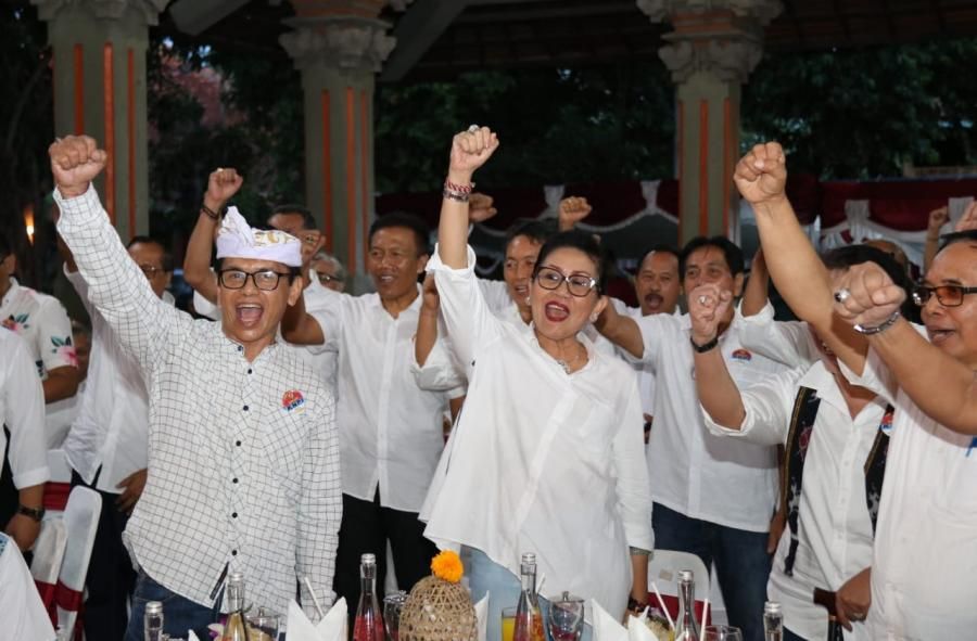 podiumnews.com-Temu Kangen KNPI, Ny Putri Koster: Pengalaman Masa Lalu Sangat Bermanfaat Untuk Masa Depan