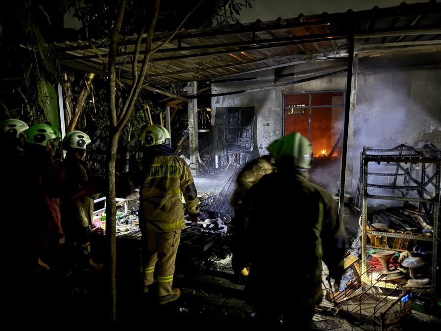 podiumnews.com-Rumah Ludes Terbakar di Jimbaran, Kerugian Rp200 Juta