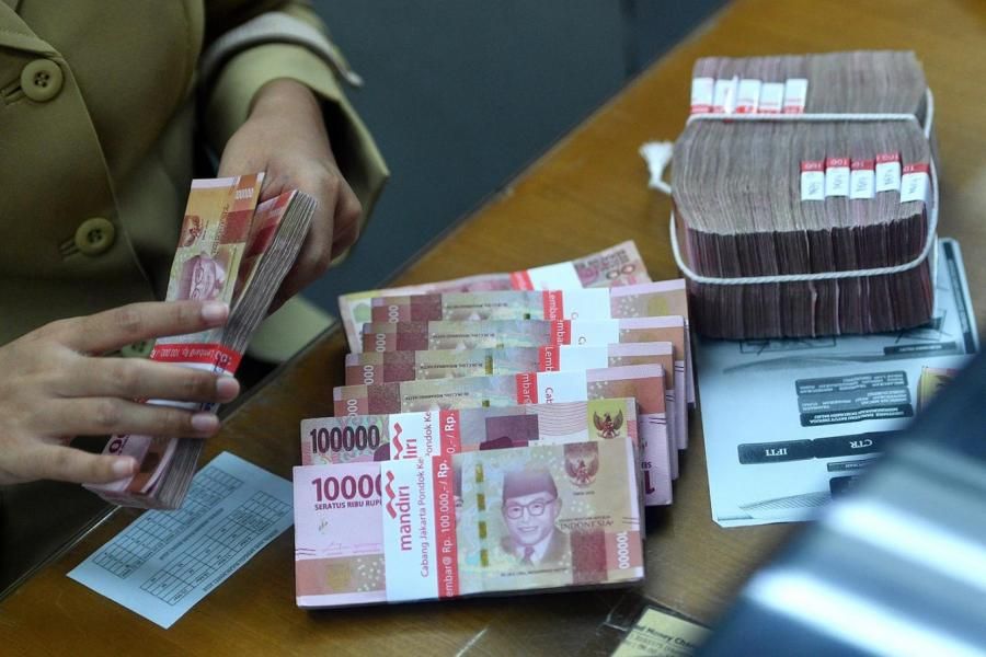podiumnews.com-Rupiah Melemah 7 Poin, Pasar Khawatir Kasus COVID-19 Terus Meningkat