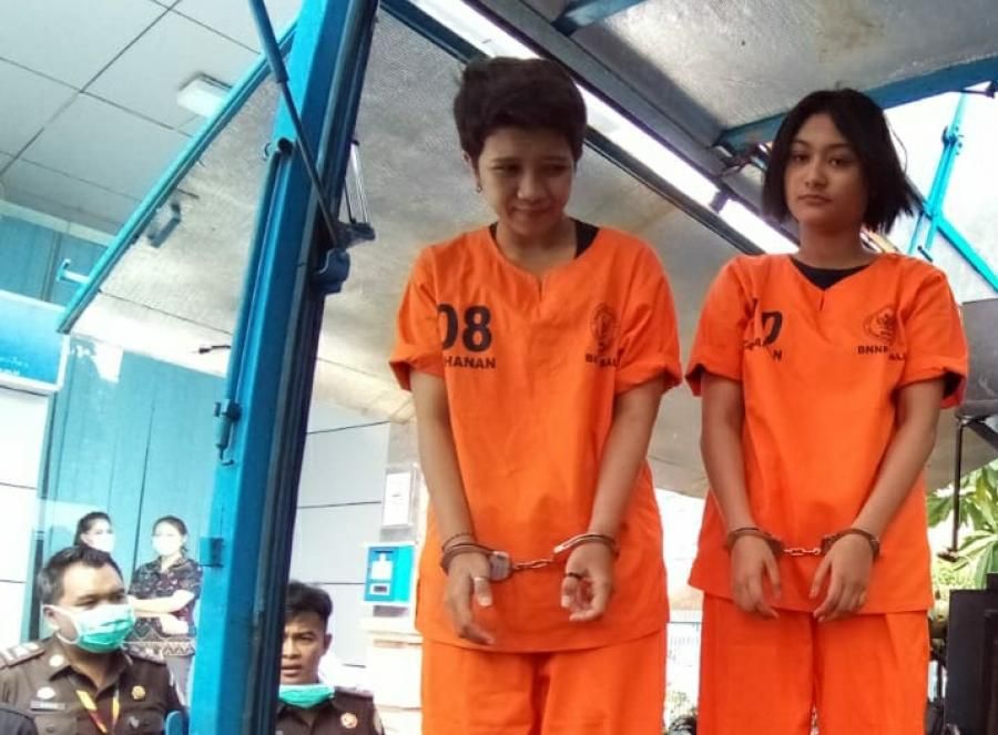 podiumnews.com-Dua Wanita Pembawa Sabu Lintas Provinsi Dihukum 17 Tahun