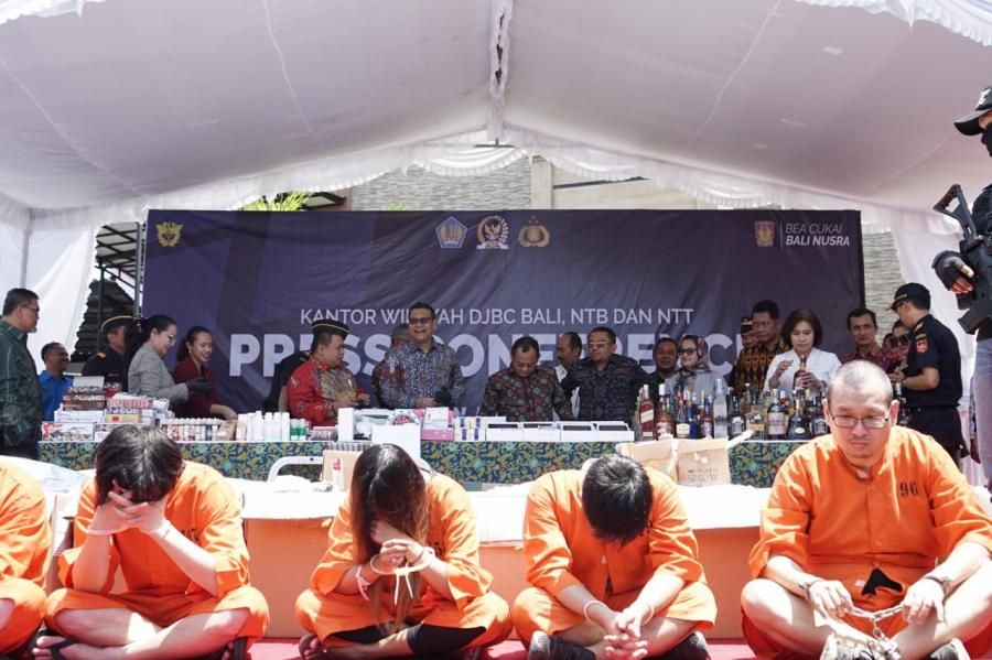 Sabu 4 Kilo Dalam Bungkusan Makanan Anjing Diselundupkan ke Bali