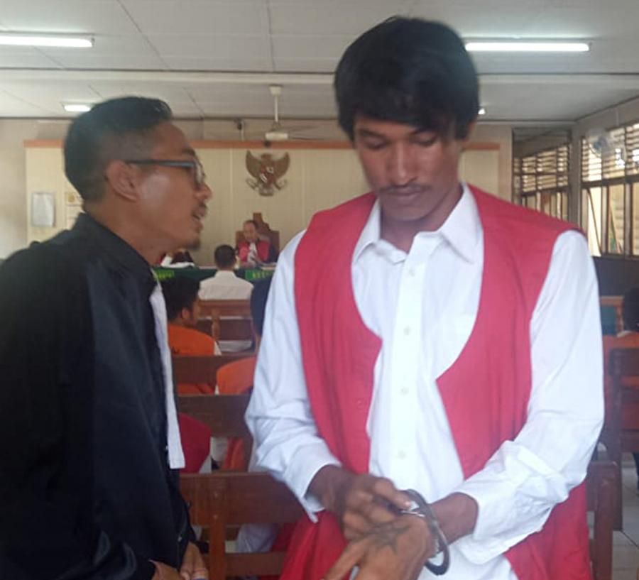 podiumnews.com-Penyelundup Sabu Hampir Setengah Kilo dari Aceh Disidang