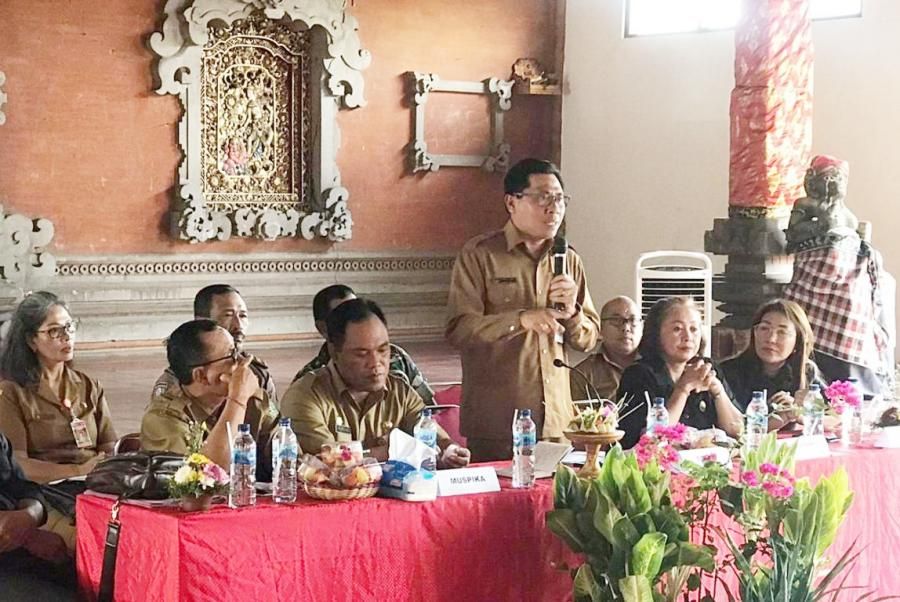 podiumnews.com-Gede Susila Ajak Semua Pihak Kerja Keras Tingkatkan Kesejahteraan Masyarakat Tabanan