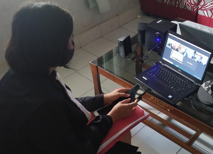 podiumnews.com-Oder Paket Sabu Dari Bandung, Liong Gie Diadili Virtual