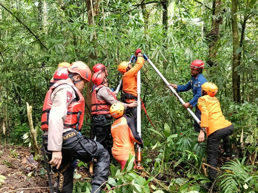 podiumnews.com-Siswi SMP yang Loncat di Jembatan Tukad Ngongkong Dipulangkan