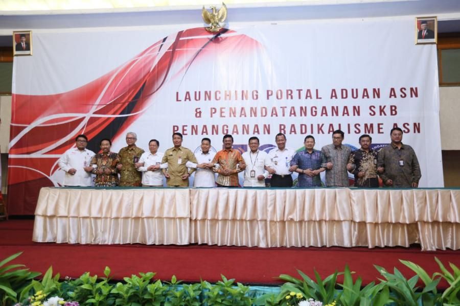 podiumnews.com-Ini Pelanggaran ASN Bisa Diadukan Secara Online