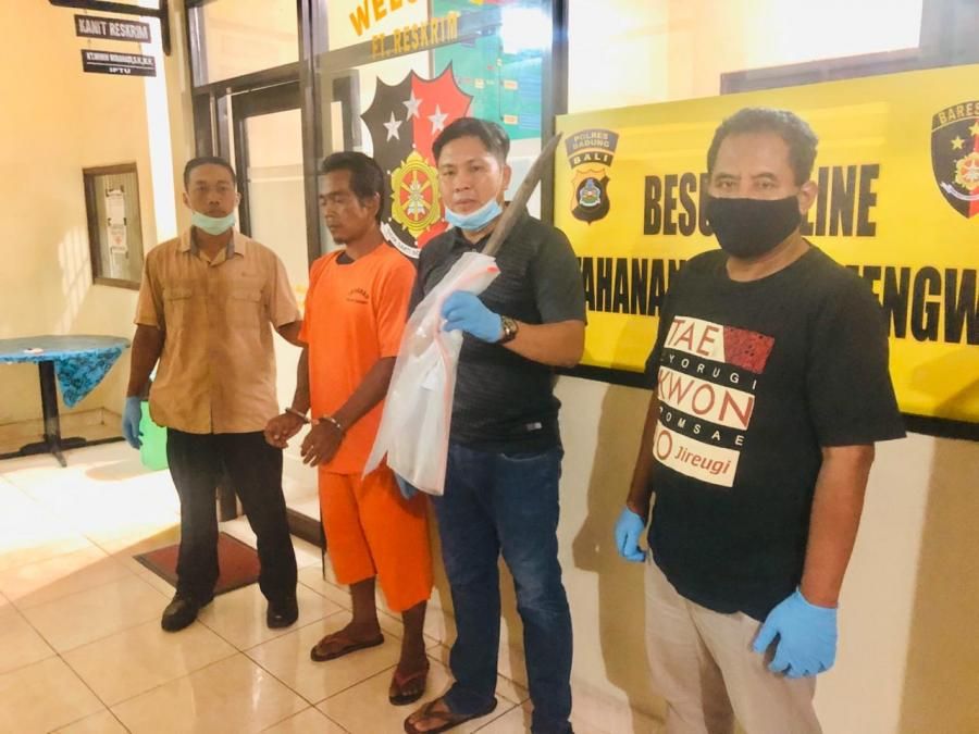 podiumnews.com-Seorang Paman di Mengwi Tega Tebas Ponakan dengan Pedang