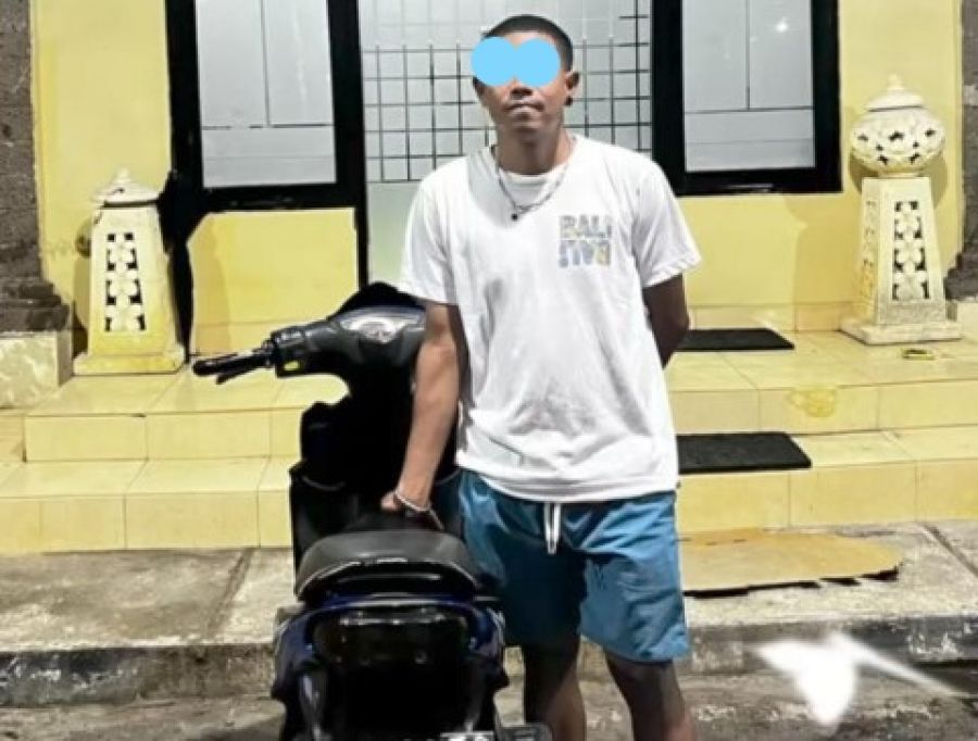 podiumnews.com-Ugal-ugalan Nyaris Tabrak Polisi di Pesanggaran, Pengendara Motor Ditangkap