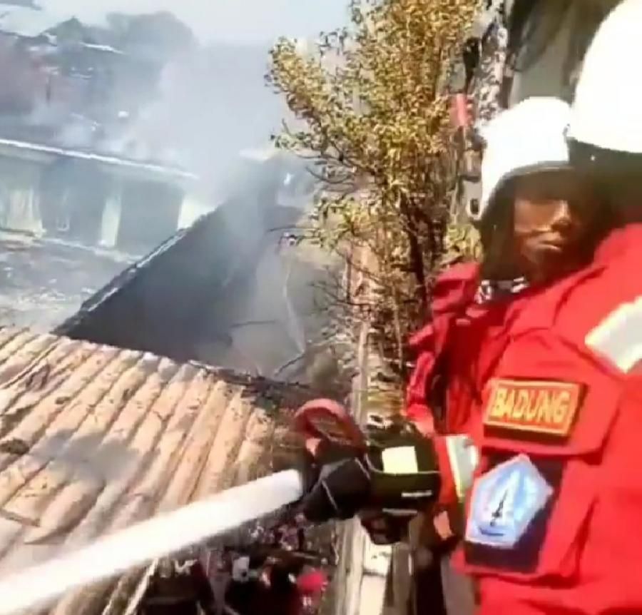 podiumnews.com-Villa di Kerobokan Terbakar, Kerugian Capai Miliaran