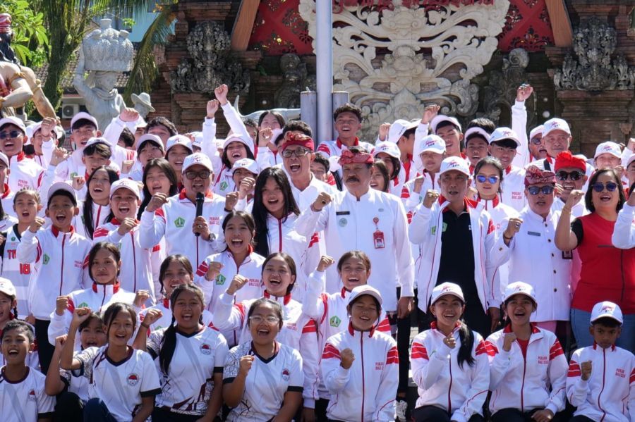 podiumnews.com-Wabup Tabanan Lepas Kontingen ke Porjar Bali 2026