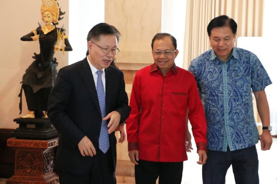 podiumnews.com-Bertemu Koster, Wagub Yunnan Harap Kerjasama dengan Bali