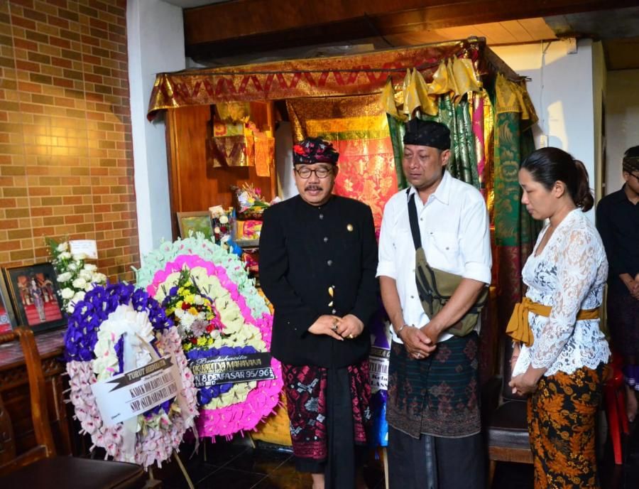 Wagub Cok Ace Melayat Mendiang Kadek Dhio,Peserta Jambore TLCI 2019