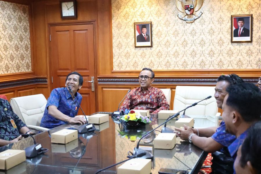 podiumnews.com-Walikota Denpasar Lepas Kontingen KTNA ke Penas XVII Gorontalo