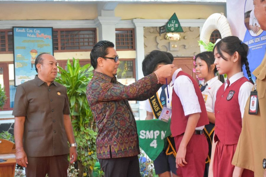 podiumnews.com-Wawali Denpasar Buka MPLS Serentak 2026, Tekankan Hal Ini